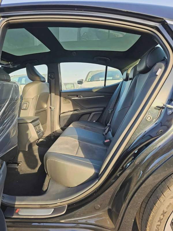 Toyota Camry S SPORT / 2.0L V4 PETROL / PWR SEATS WITH HEADUP DISPLAY / PANORAMIC ROOF (CODE # CMPCS)