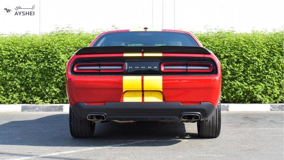Dodge Challenger 3.6 L-14-14