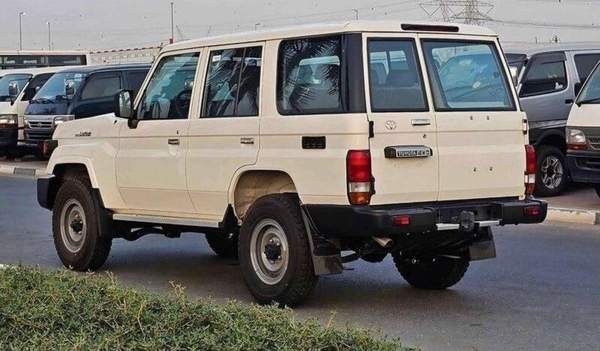 Toyota Land Cruiser 70 Land cruiser lc76 4.2L diesel V6 MY2025 FOR EXPORT ONLY