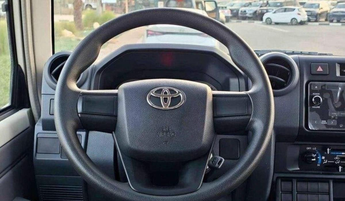 Toyota Land Cruiser 70 Land cruiser lc76 4.2L diesel V6 MY2025 FOR EXPORT ONLY-9-9
