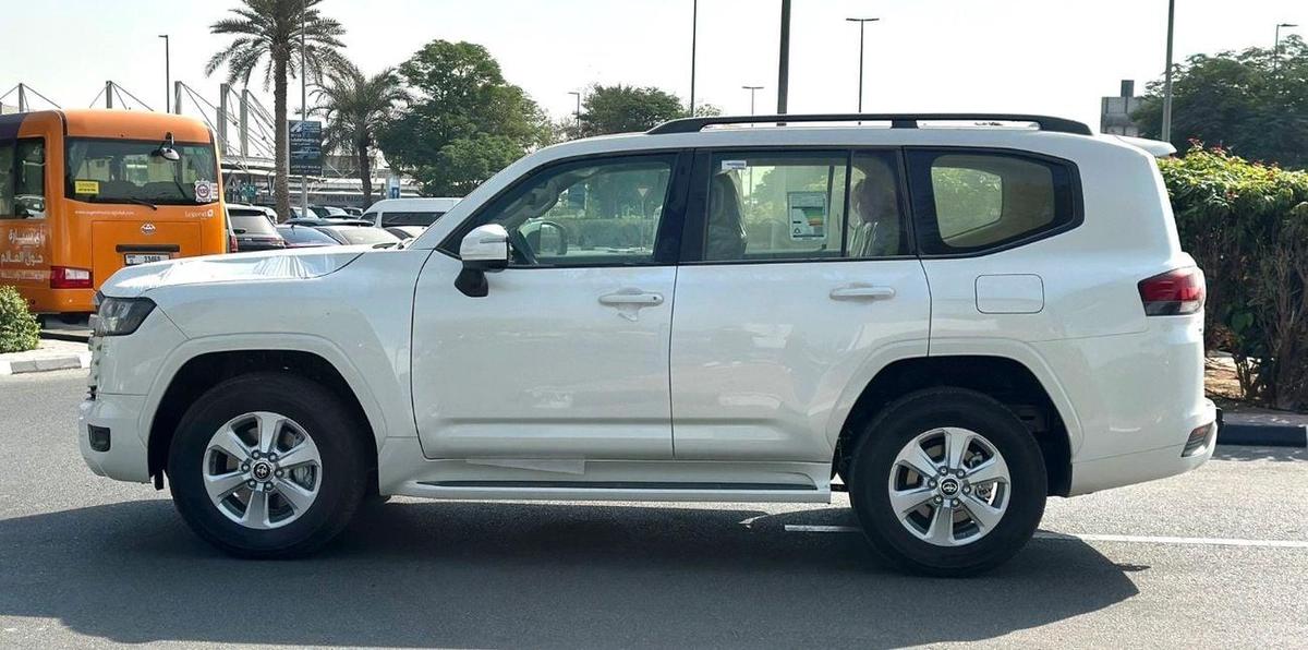 Toyota Land Cruiser GXR 3.5L-16-16