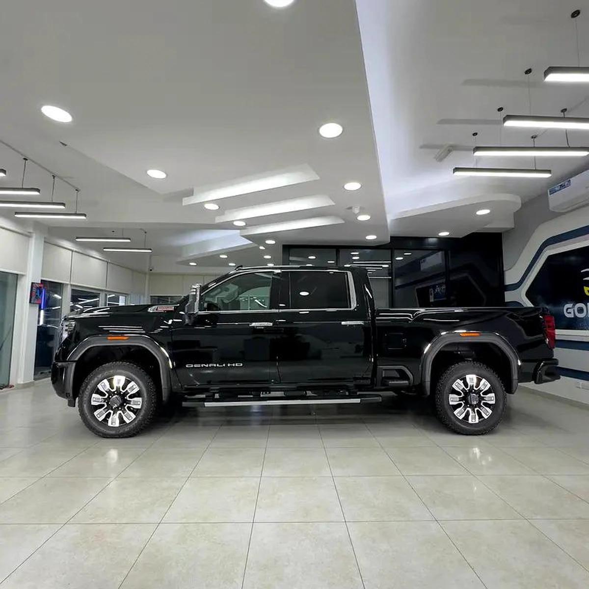 2025 GMC Sierra Denali 2500 HD Diesel-16-16