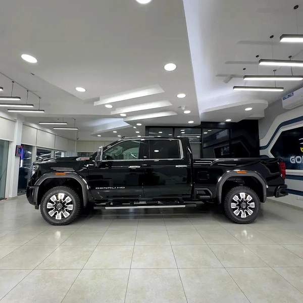 2025 GMC Sierra Denali 2500 HD Diesel