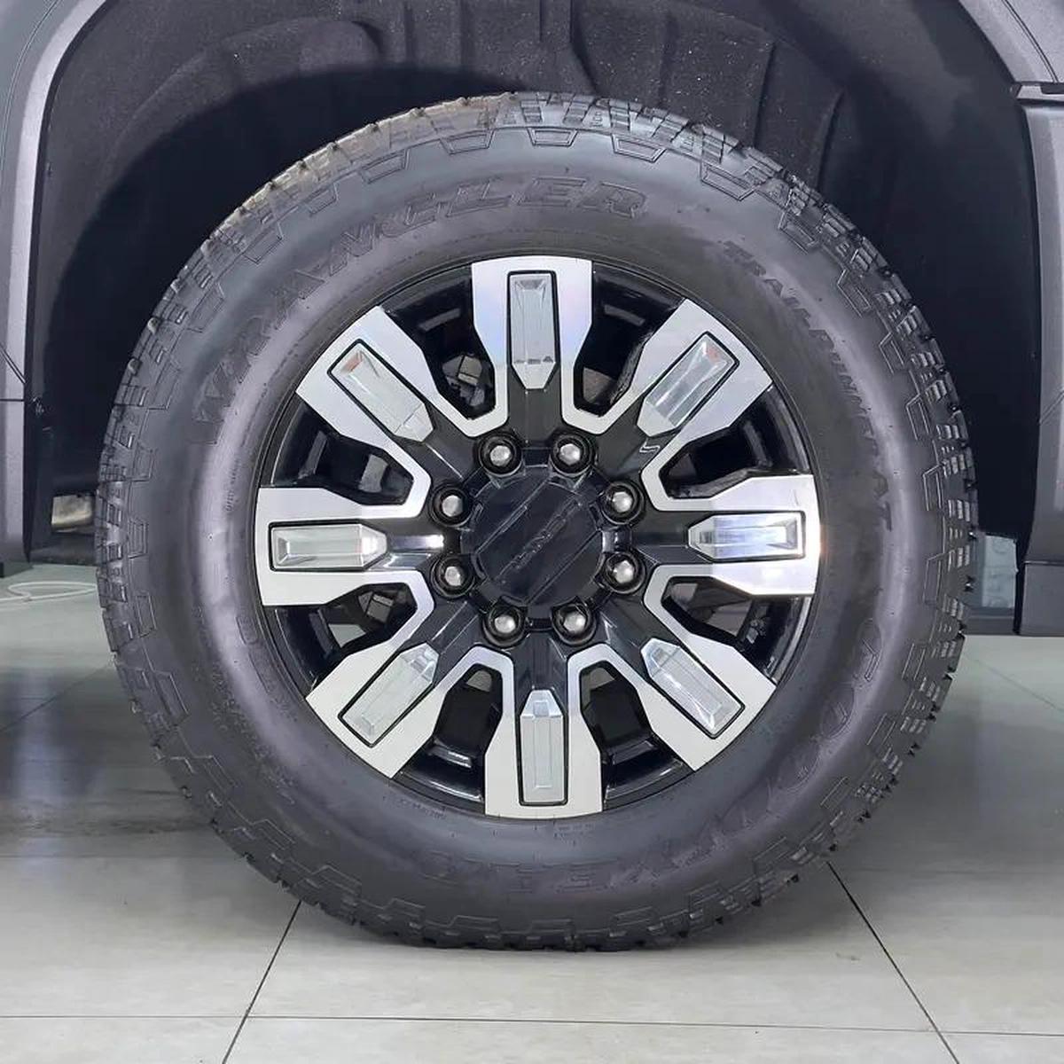 2025 GMC Sierra Denali 2500 HD Diesel-2-2