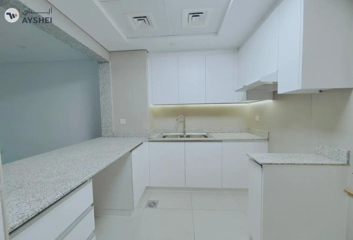 APARTMENT FOR RENT IN AL NASR SQUARE, OUD METHA-4-4