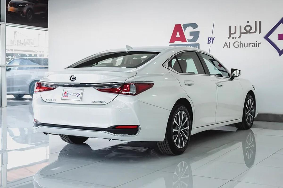 LEXUS WARRANTY UNTIL 2028 / 100,000KMS | GCC | 2.5L HYBRIB | 2400 PM-3-3