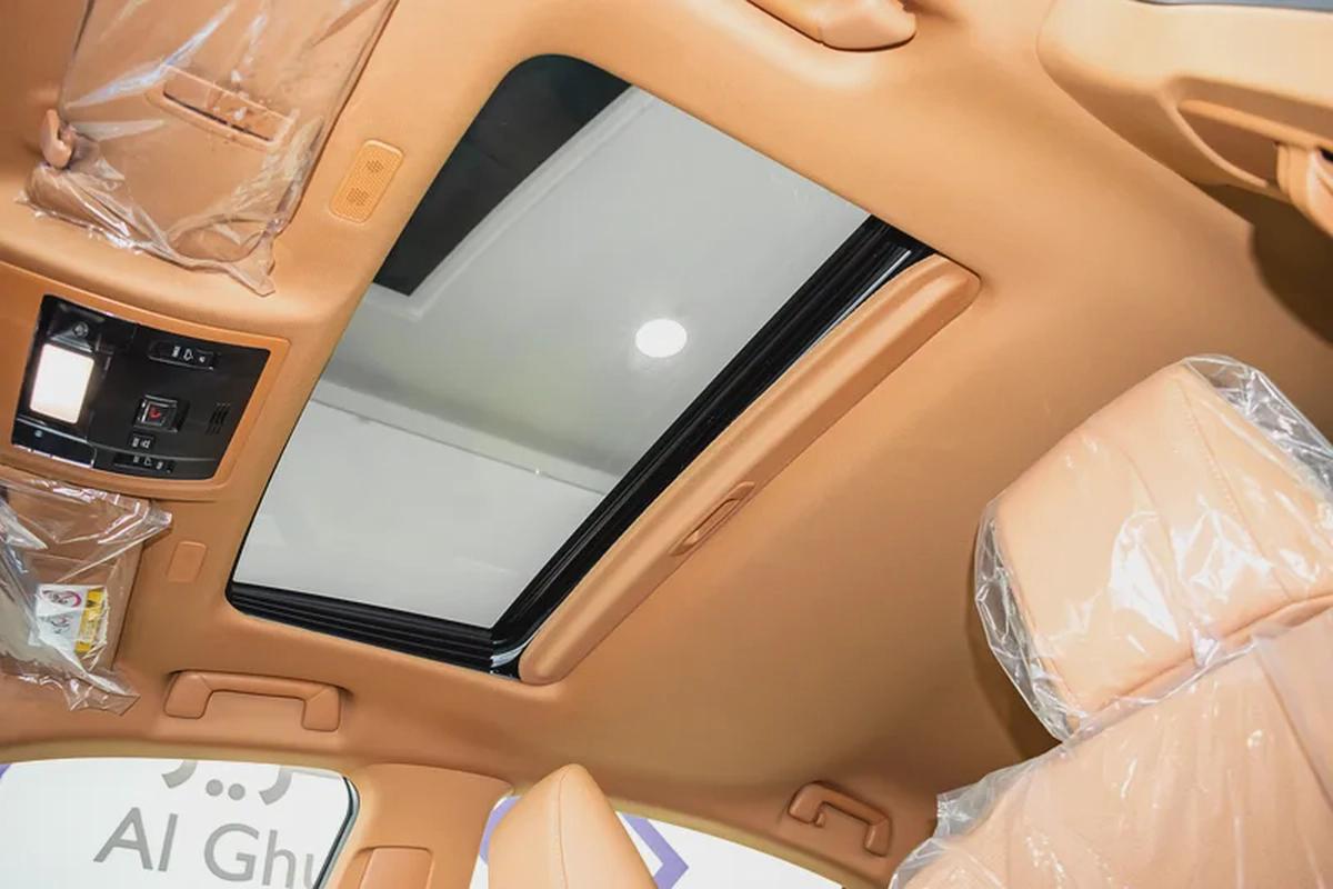 LEXUS WARRANTY UNTIL 2028 / 100,000KMS | GCC | 2.5L HYBRIB | 2400 PM-11-11