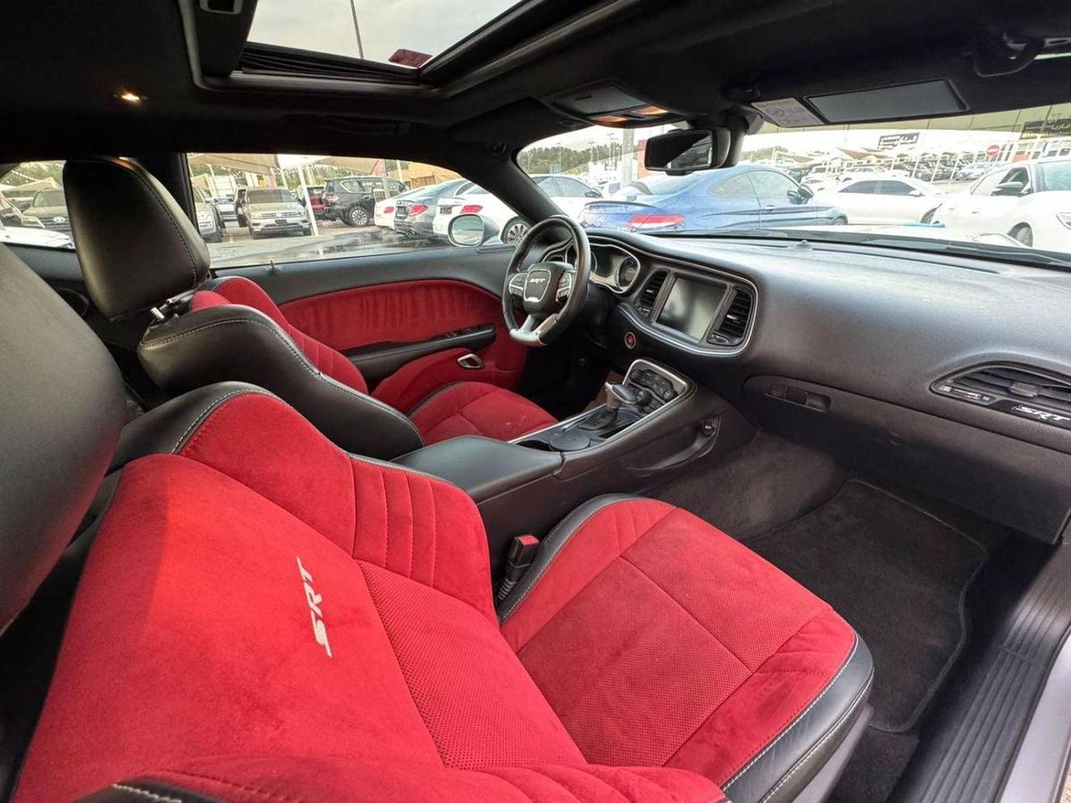 Dodge Challenger FULL OPTION SRT 6.4L-10-10