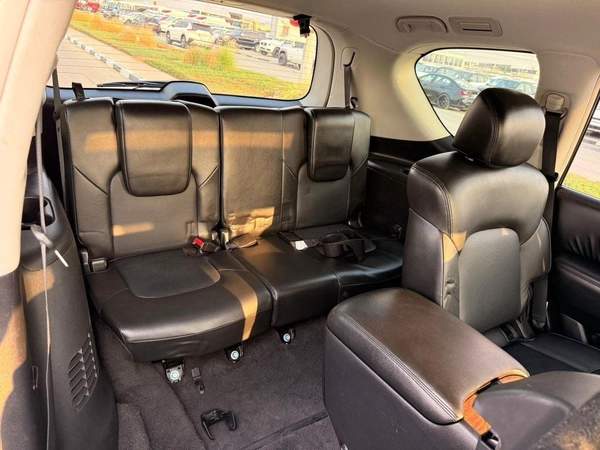 Nissan Armada SL Full option sunroof, leather seats original 2021