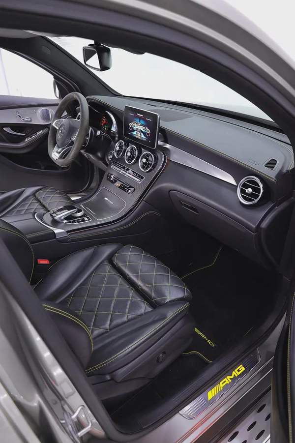 GLC 63 S - EDITION 1 - GCC - clean title - FULL CARBON PACKAGE - FULLY LOADED + warranty