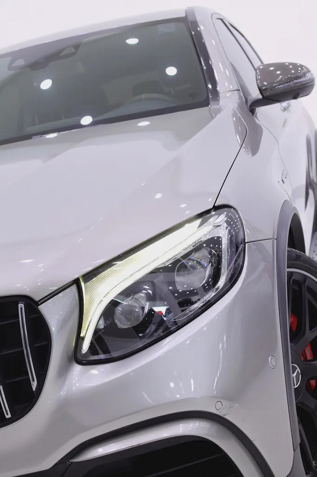 GLC 63 S - EDITION 1 - GCC - clean title - FULL CARBON PACKAGE - FULLY LOADED + warranty-7-7