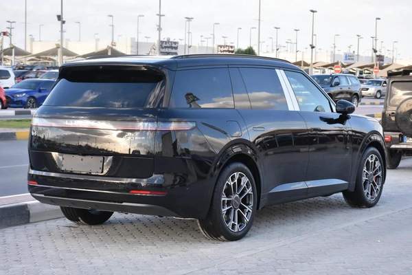 LYNK & CO 900 EMP 2025 | BLACK LIKE