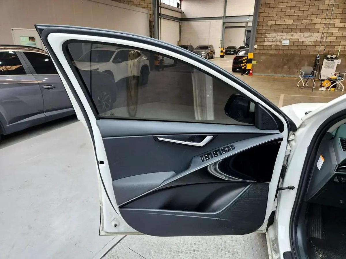 Kia Niro 2022 - Korean Specs-4-4