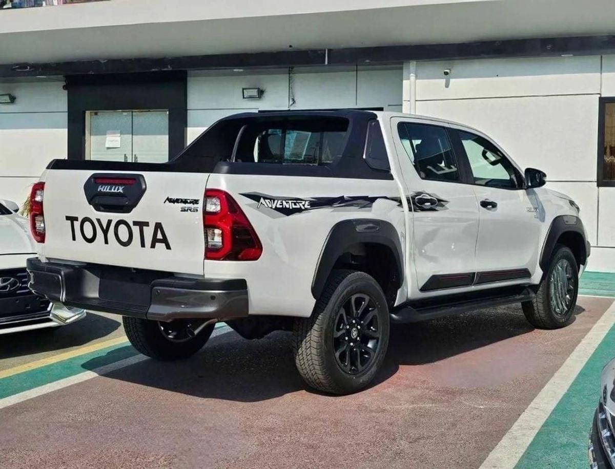 Toyota Hilux Toyota Hilux DC Adventure 4.0L Petrol 2026-2-2