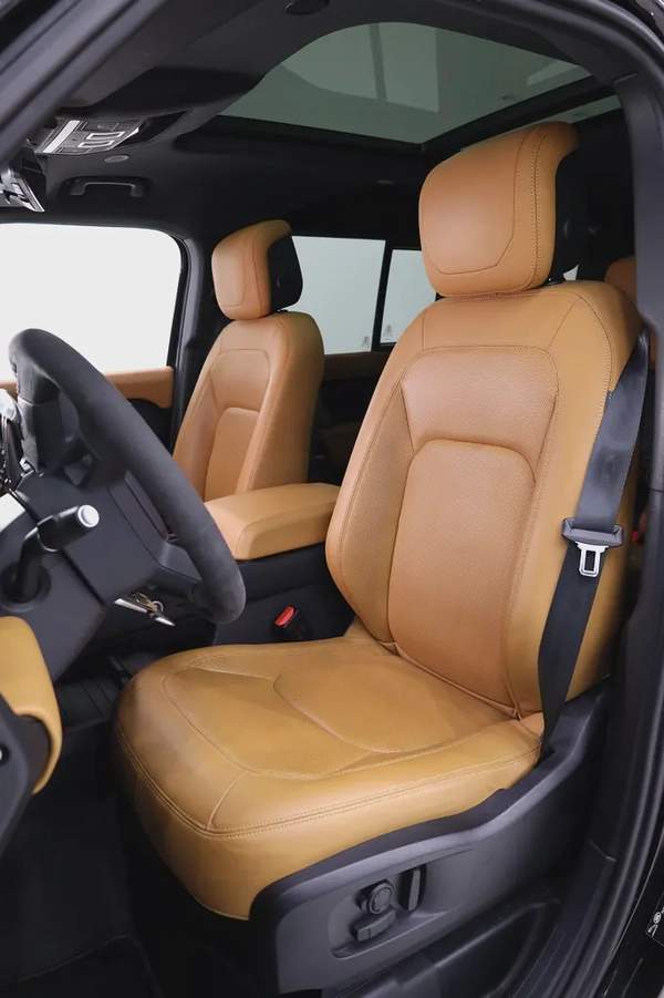 Defender 110 P525 - GCC - V8 EDITION FULLY LOADED + WARRANTY + FULL PPF