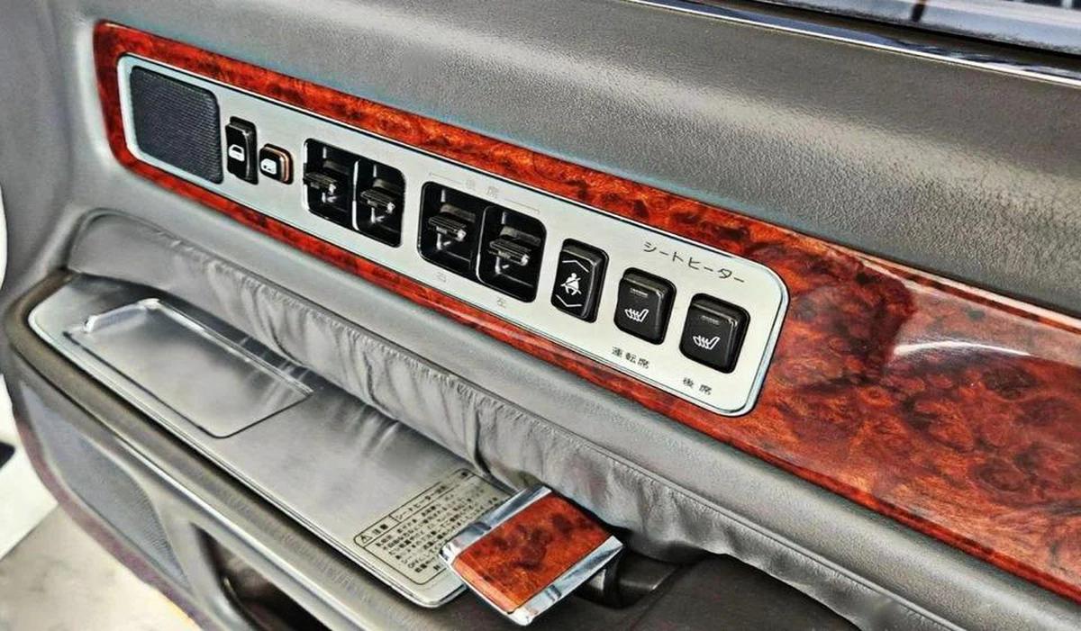 Toyota Century 5.0L-12CYL - FULL OPTION EXCELLENT CONDITION JAPANESE SPECIFICATION -12-12