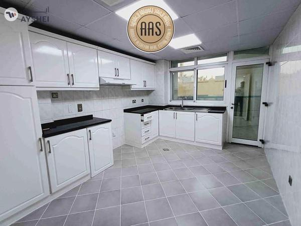 Luxurious and spacious 2BHK apartment with maid room,near to Metro station