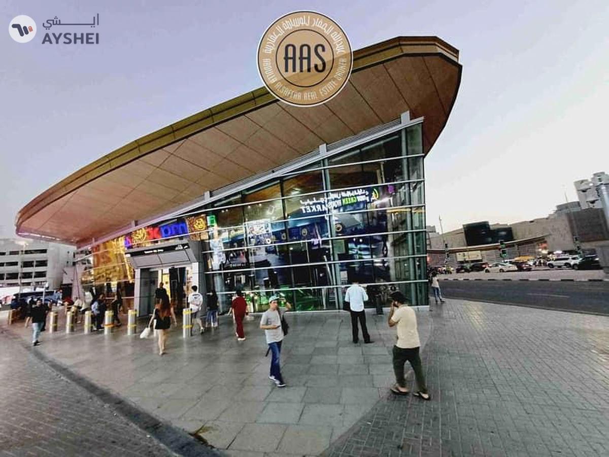 Luxurious and spacious 2BHK apartment with maid room,near to Metro station-0-0