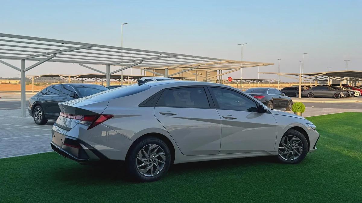 Hyundai avante 2024 full option-2-2