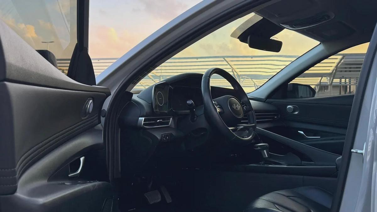 Hyundai avante 2024 full option-3-3