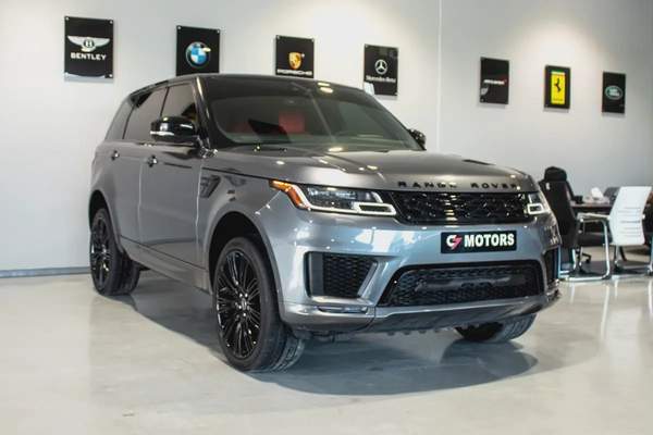 Rover Range Sport SV 2018 – High Performance – Excellent Condition - Monthly: AED 2,900