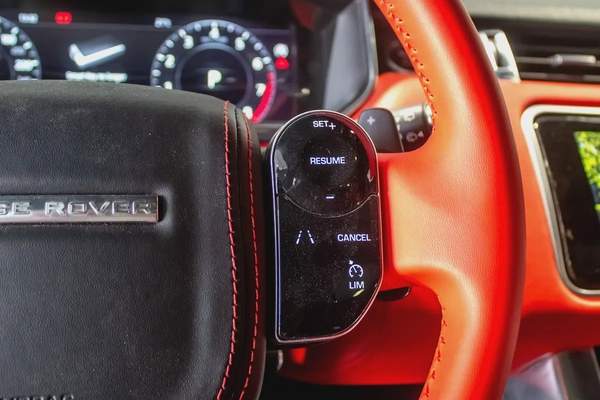 Rover Range Sport SV 2018 – High Performance – Excellent Condition - Monthly: AED 2,900