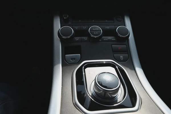 AGENCY MAINTAINED - RANGE ROVER EVOQUE 2.0TC DYNAMIC PLUS - PARK ASSIST - GCC