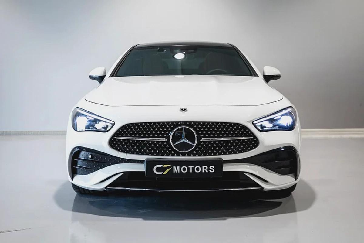 MERCEDES CLE 200/ 1,700km Only!! / 3,100 Monthly-3-3