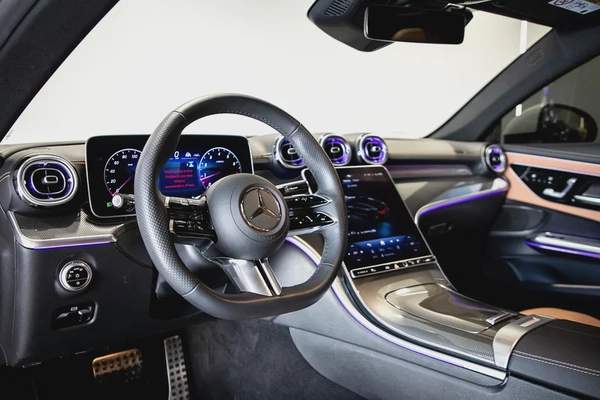 MERCEDES CLE 200/ 1,700km Only!! / 3,100 Monthly