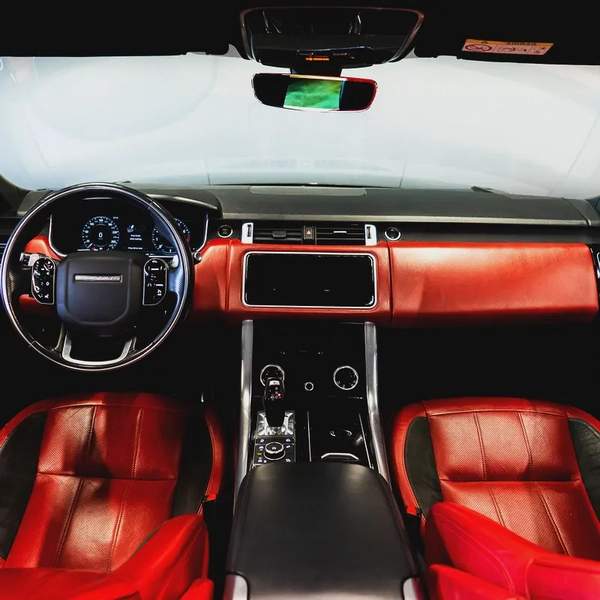 AED 2,682 pm • 0% Downpayment • Range Rover Sport HSE V8 • 1 Year Warranty