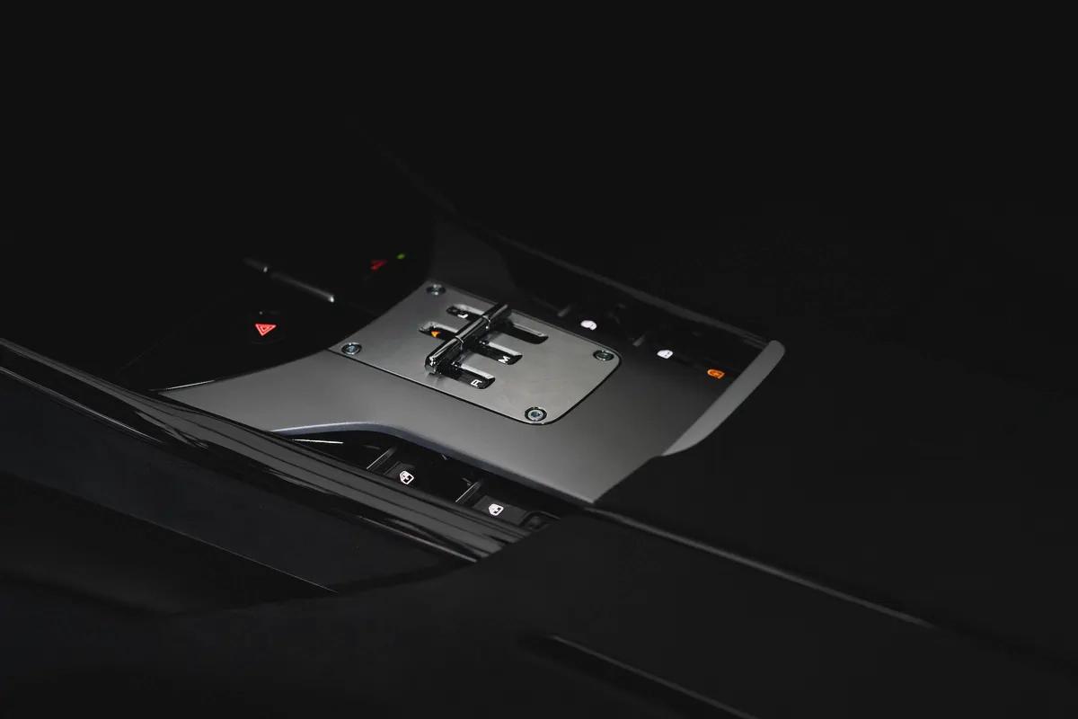 Ferrari Purosangue-Naturally Aspirated V12-Full Carbon Fiber Package-BURMESTER High End Audio-17-17