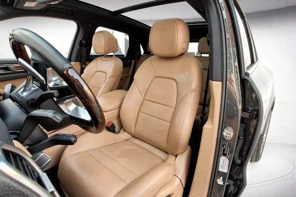 AED 3,525 / Monthly l 0% Down Payment l Cayenne l 1 Year Warranty