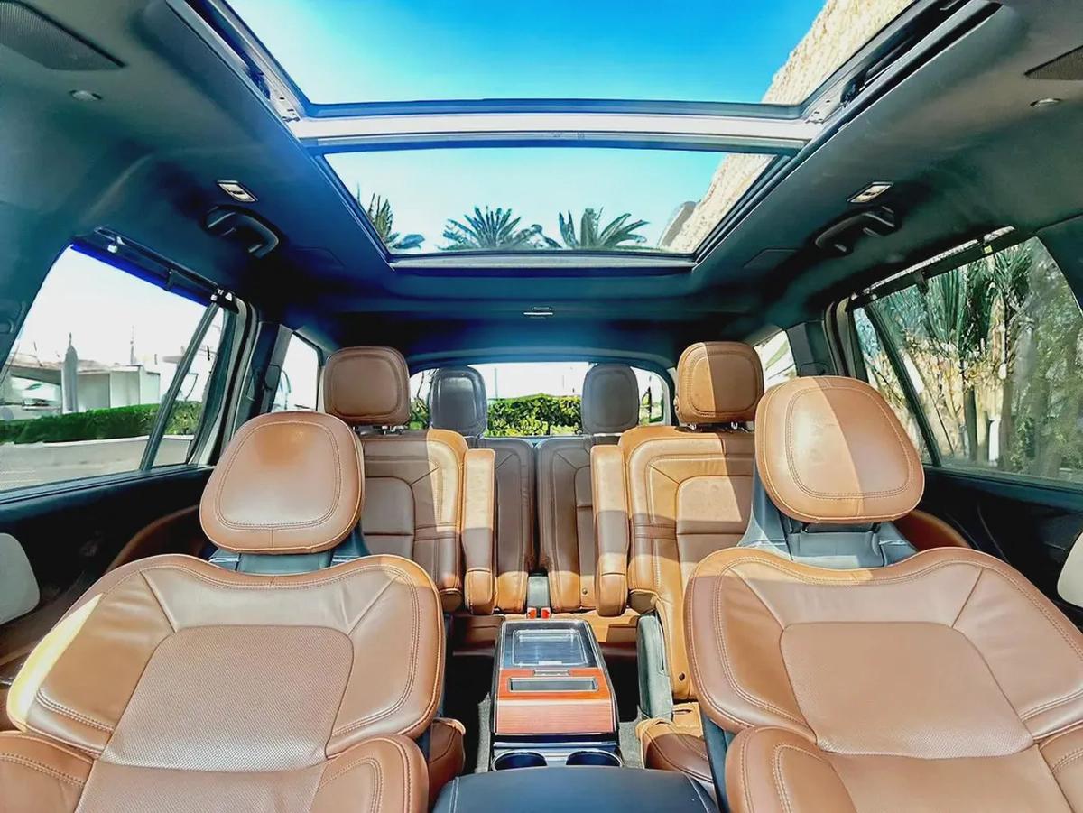 AED 1139 P.M | Lincoln Aviator Luxury 2020 - American Specs - GCC Resale | vip 6seats-19-19