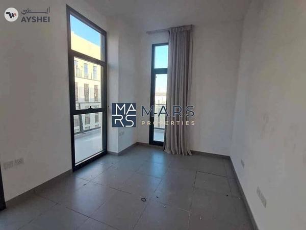 Top Floor | Pool View | Unfurnished