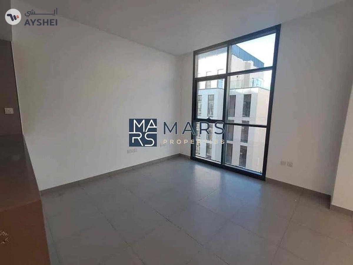 Top Floor | Pool View | Unfurnished-1-landscape