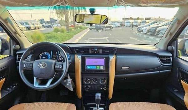 Toyota Fortuner Toyota fortuner 2.7L petrol MY2024 V4 FOR EXPORT ONLY.
