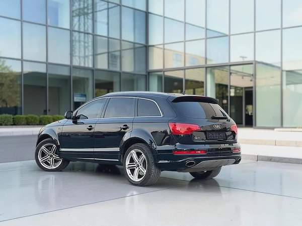 2015 Audi Q7 3.0 TFSI Quattro Tiptronic - GCC Specs