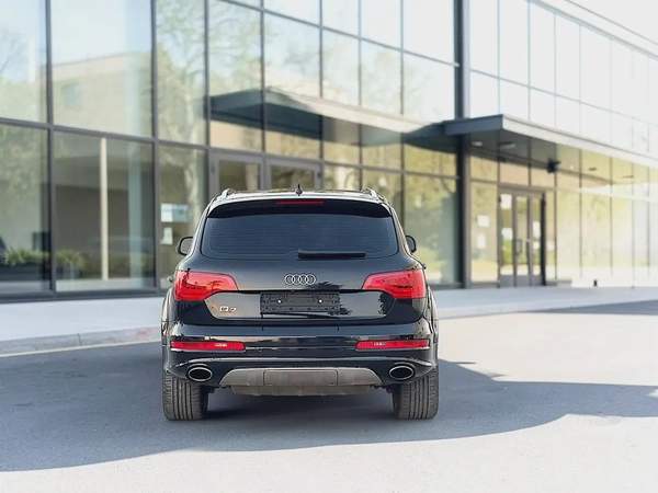 2015 Audi Q7 3.0 TFSI Quattro Tiptronic - GCC Specs