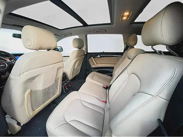 2015 Audi Q7 3.0 TFSI Quattro Tiptronic - GCC Specs