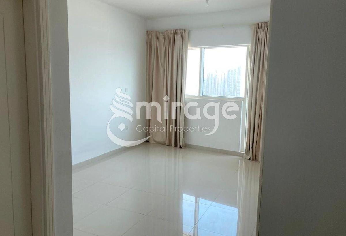 Spacious 3BR | Modern Facilities | Prime Location-23-23