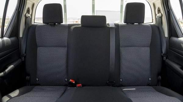 Toyota Hilux (LHD) TOYOTA HILUX DC COMFORT PLUS 2.4D MT 4X4 MY2025 - WHITE