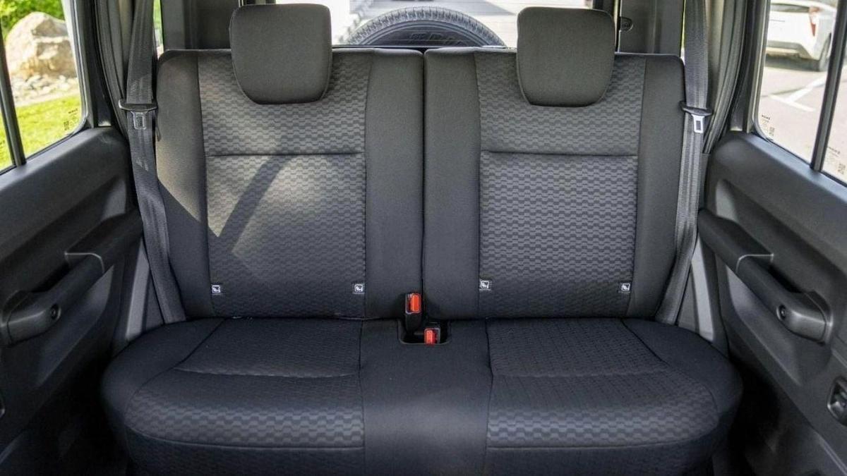 Suzuki Jimny 1.5L GLX (A/T)-15-15
