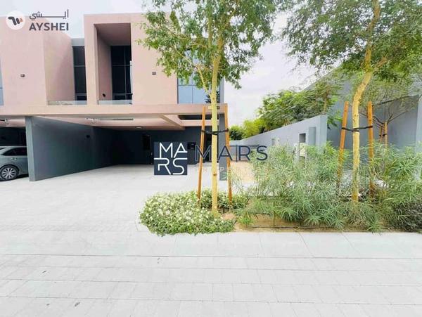 Brand New Luxury 3badroom corner unit available for rent:160k