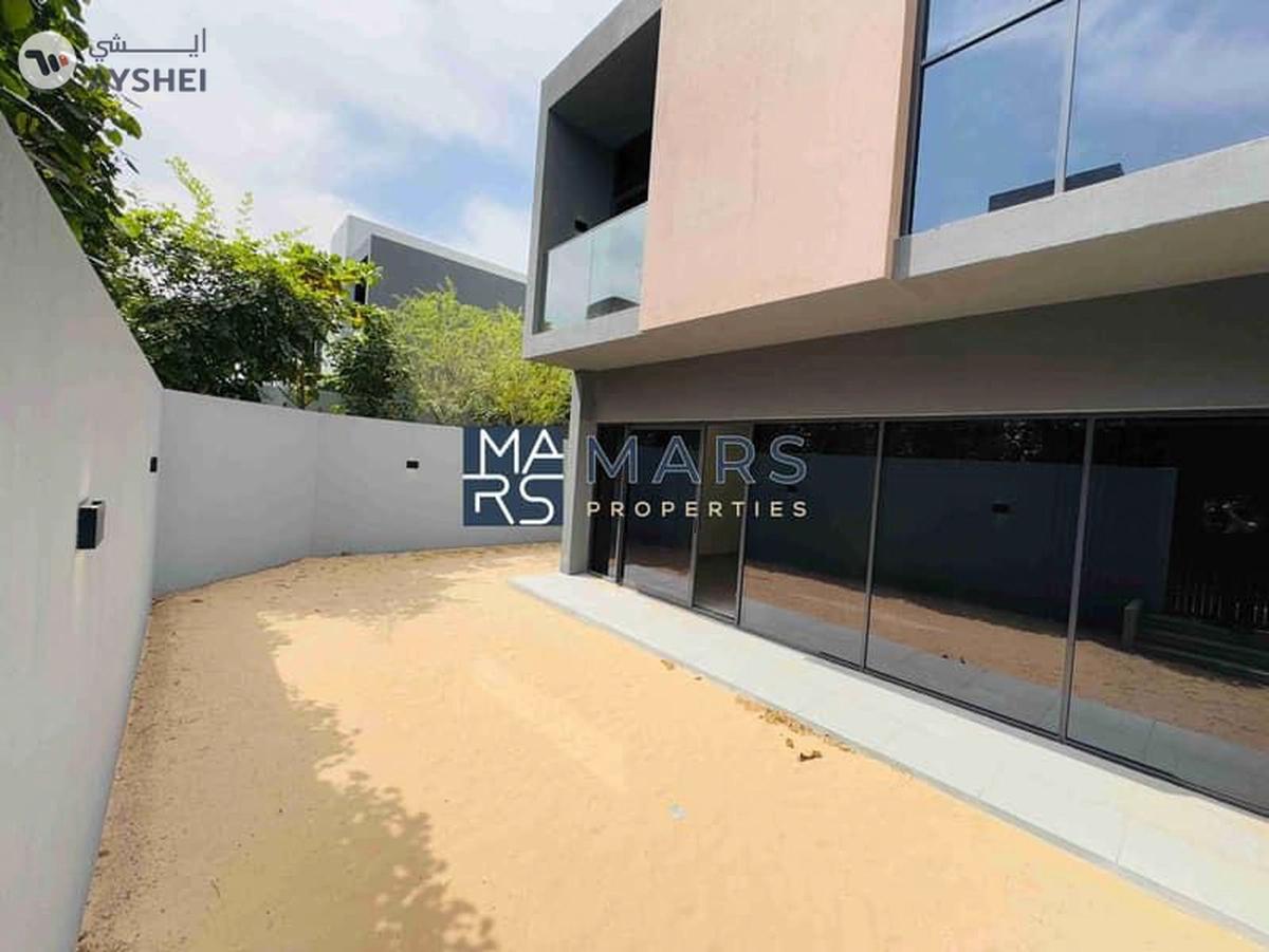 Brand New Luxury 3badroom corner unit available for rent:160k-21-21