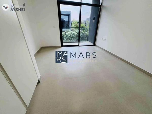 Brand New Luxury 3badroom corner unit available for rent:160k