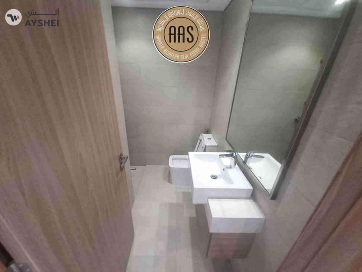 Spacious Layout • Chiller Free • High Floor • Pool View-10-10