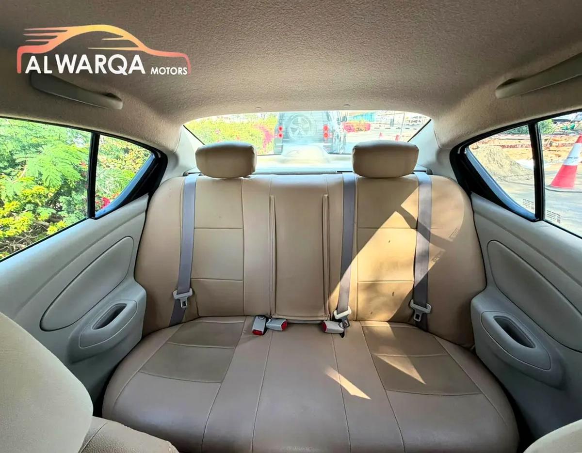 Nissan Sunny SV-11-11