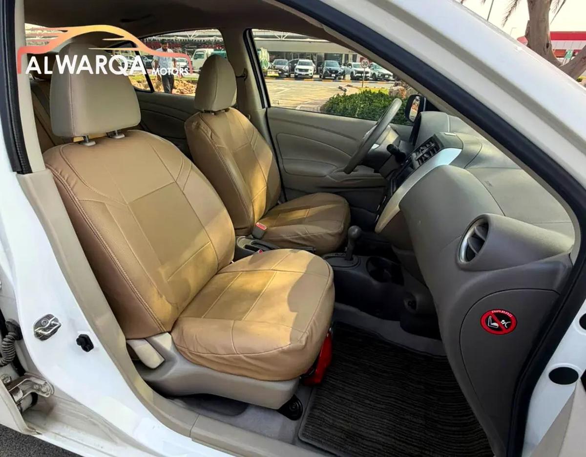 Nissan Sunny SV-4-4