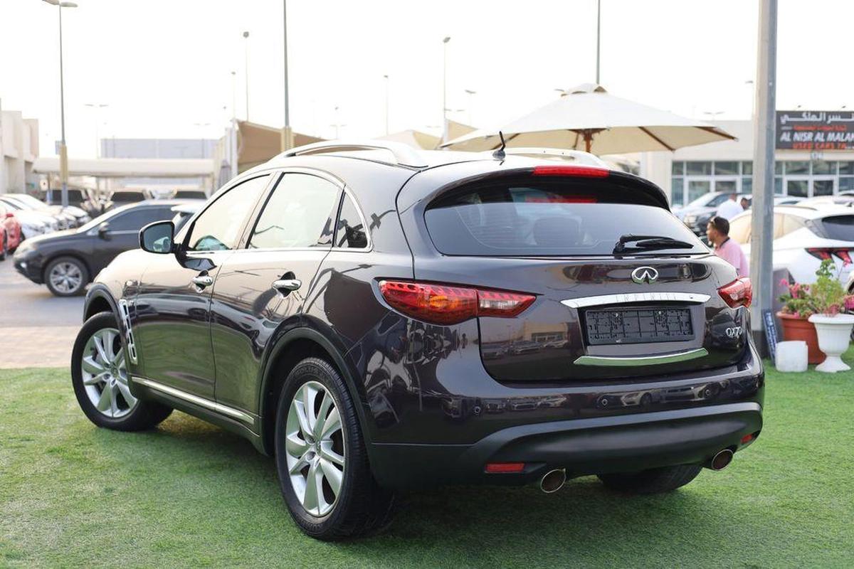 Used Infiniti QX70 3.7L Excellence 2016-8-8