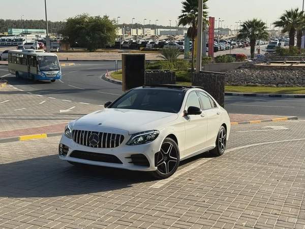 Mercedes 2021 C300 full option panorama 360 camera AMG